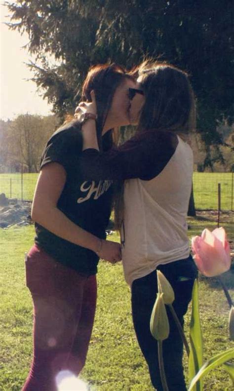 Lesbians Kissing With Double Dildo Photo Gallery Sexiezpix Web Porn