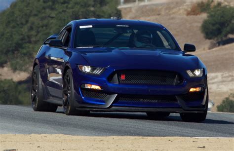 Deep Impact Blue 2016 Ford Mustang Shelby Gt350r