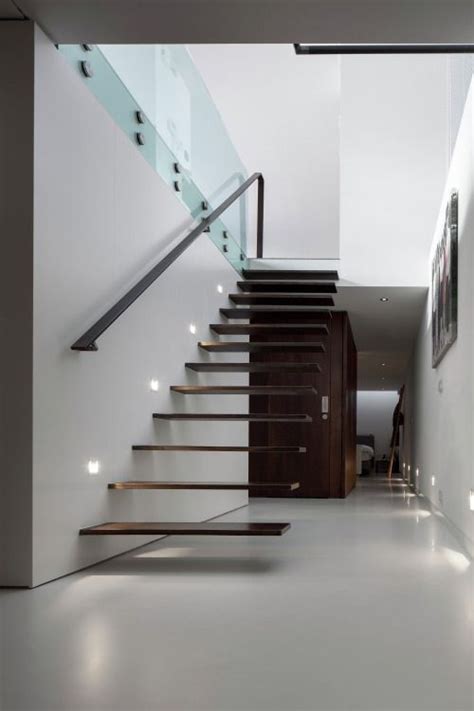 Haati Chai Staircase Design Floating House Modern Staircase