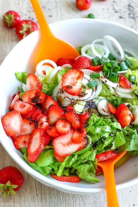 Strawberry Salad Dan330