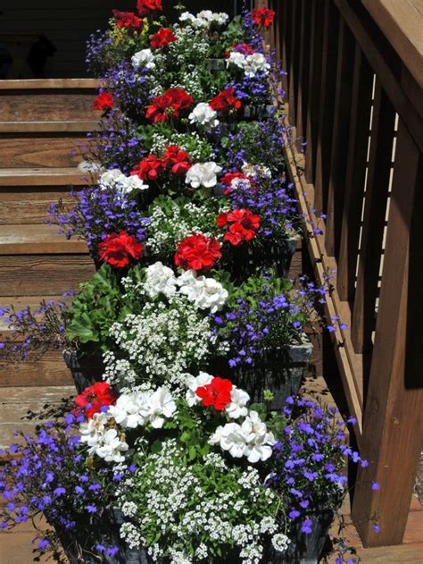 Stair Flower Decor Will Leave The Best Impression And Look