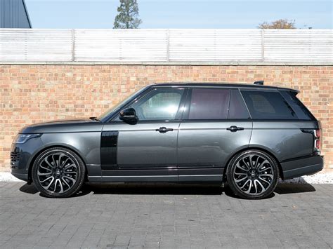 Range Rover Carpathian Grey Black Pack