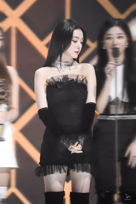 Kpop Fashion Outfits Stage Outfits Fashion Show Award Show Dresses Red Velvet Irene Velvet