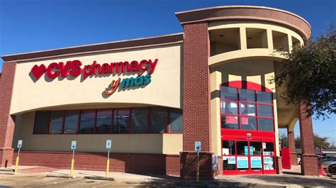 Retail Roundup Hispanic Focused Cvs Opens In Central Islip Newsday