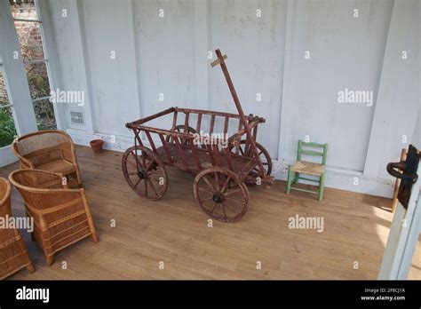 Childs Edwardian Wooden Hand Cart Stock Photo Alamy