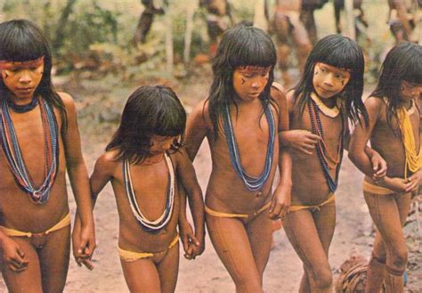 Alto Xingu Comoiura Women 01 Brazil Global Postcard Sales