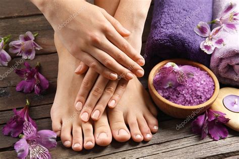 A hand and foot spa in our favorite salons is for the moment, out of reach. feet at spa pedicure procedure — Stock Photo © belchonock ...
