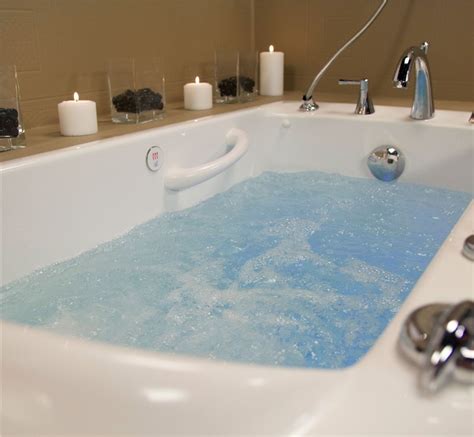 Could this be a special kind of tub? 4 Awesome Features to Add to a Custom Shower Design - EZ ...