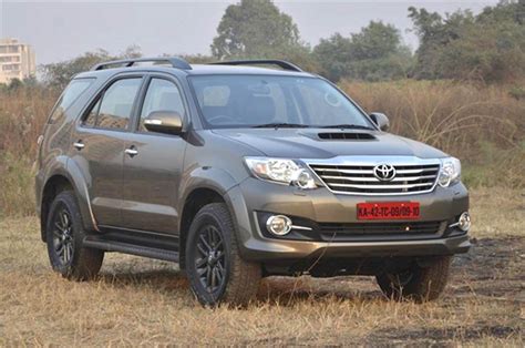 Toyota Fortuner 30 4wd Automatic Review Test Drive Autocar India