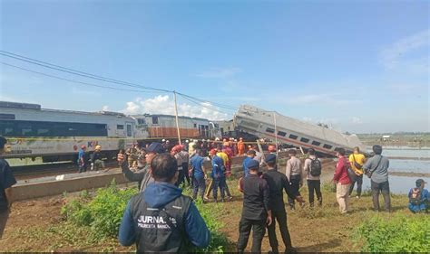 Update Tabrakan Kereta Di Bandung 4 Orang Tewas Dan 37 Terluka Okezone Nasional