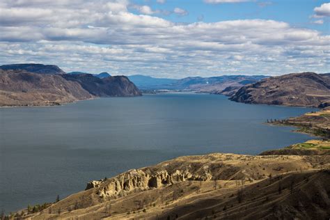 At a 2016 population of 90,280, it is the twelfth largest. Kamloops Lake