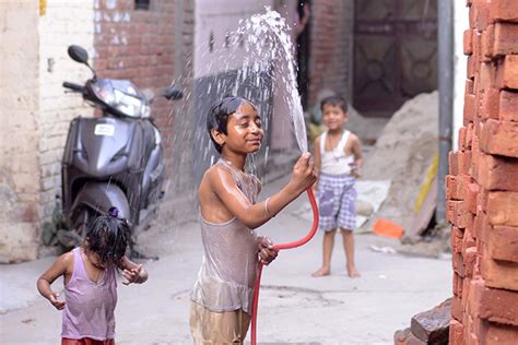 Photo Of The Day Cooling Off In India Asia Society
