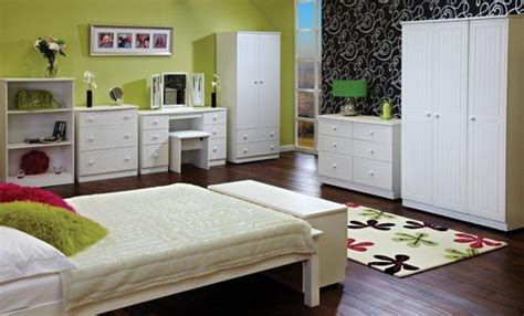 Its stylish design is perfect for your lovely daughter. 16 Beautiful and Elegant White Bedroom Furniture Ideas ...