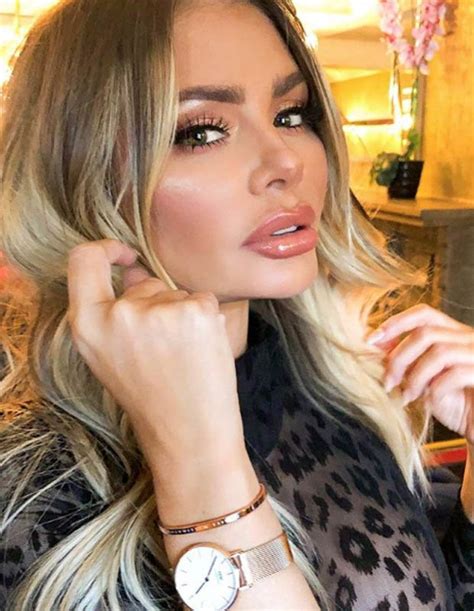Towies Chloe Sims Flaunts Figure In Teeny Minidress For Instagram Snap