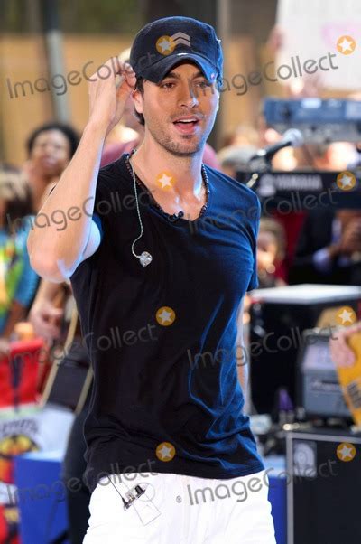 Photos And Pictures Latin Pop Superstar Enrique Iglesias Performs