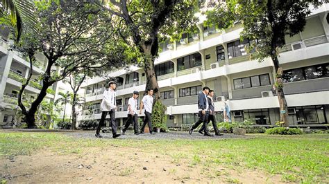 La Salle Green Hills Goes Coed—amid High Emotions Inquirer Lifestyle