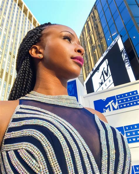 The warmer and sometimes hot conditions mean you will probably want a shorter hairstyle. Boity Thulo's best hairstyles of 2016 | Page 6 of 9 ...