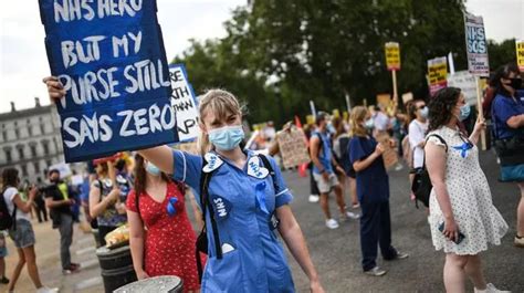 nhs nurses vote whether to go on strike for first time as pay shrinks mirror online