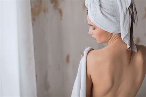 what you need to know about itchy skin after a shower be beautiful india