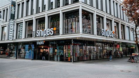 Snipes Sneakers Store