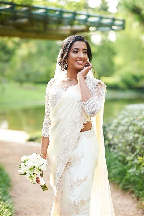 Ibride By Indi Sri Lankan Bridal Designer Srilanka Bride Sri Lankan Bride Kandyan Saree