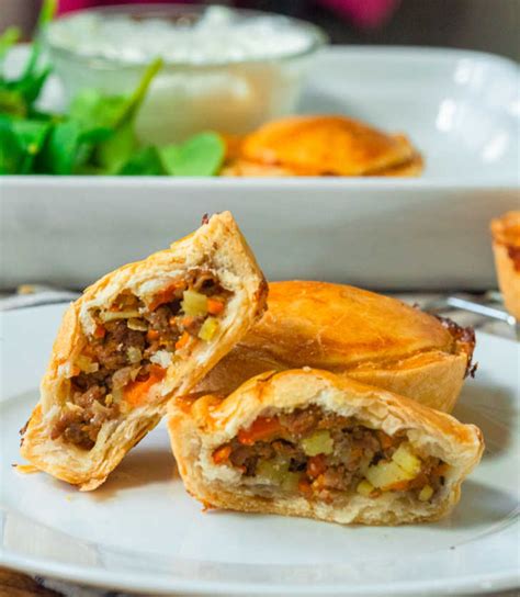 Easy Ground Beef Hand Pies 12 Tomatoes