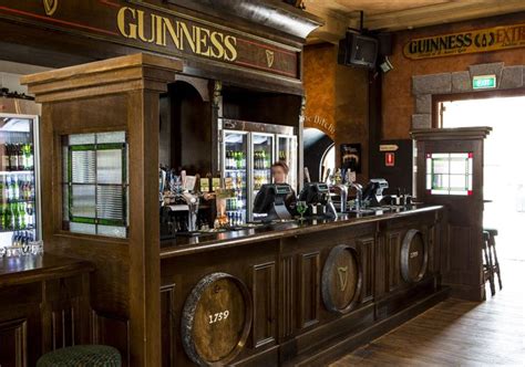 Pub decor, pub lights, bar accessories, pub stuff, nautical decor, replica gun, brass bell, bar towel, pub retro, vintage style advert and petrol pump bouser globes. Irish Pub Decor Food venue all (avec images) | Bois, Bar