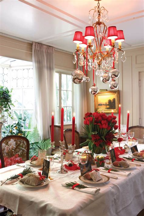 christmas decorating ideas for dining room table 21 christmas dining room decorating ideas with festive flair!