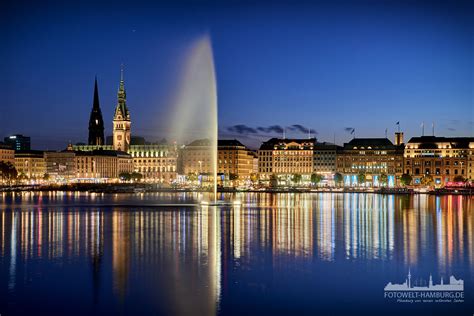 Our traditional business model is based on the accomplishments of similar software entities in the united states. Hamburg Alster Bilder und Fotos - Leinwandbilder ...