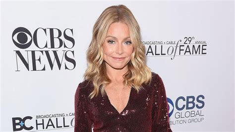 Kelly Ripa And Her Mom Esther Are Twins In Shocking Side By Side