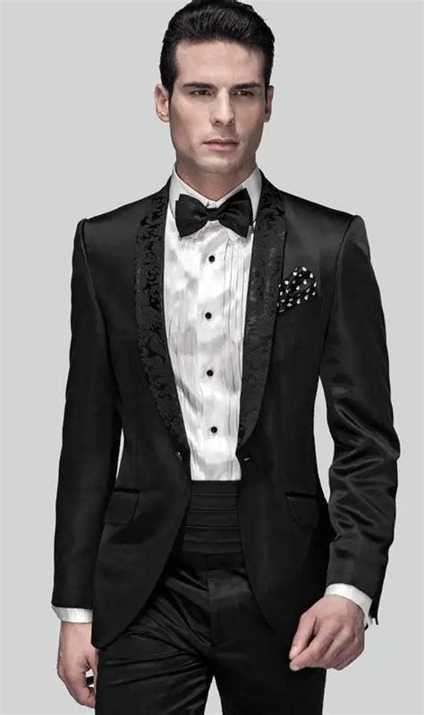 Popular Design One Button Ivory Groom Tuxedos Peak Lapel Groomsmen Men