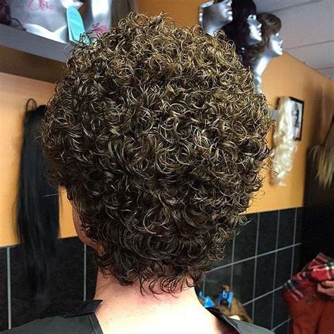 They're classic hairstyles that you can rock any day anytime without looking odd. Short tight perm | Permed hairstyles, Very short hair