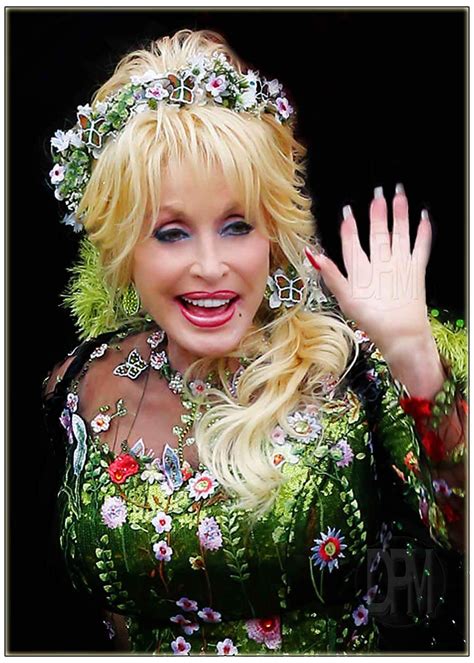 dolly the majestic mermaid fairy queen dolly parton pictures dolly parton dolly parton costume