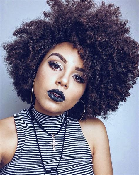 https://www.instagram.com/analidialopess/ | Curly hair styles, Natural hair styles, Hair styles