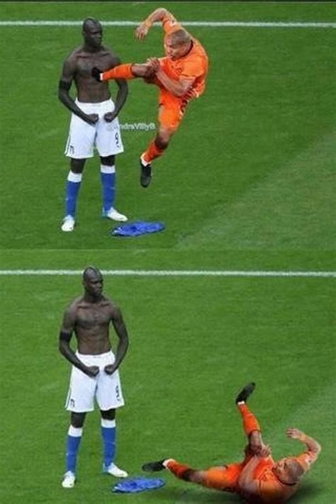 20 balotelli memes ranked in order of popularity and relevancy. Viral Mario Balotelli Photoshop Memes | NikeTalk