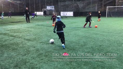 Tiki Taka Football Academy U7s Del Piero Team Training Youtube