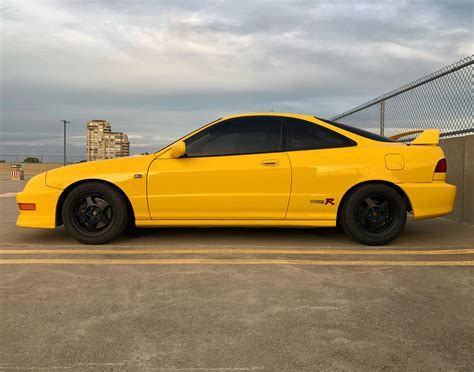 Owned This Phoenix Yellow 2000 Integra Type R For 4 Years Now Minor