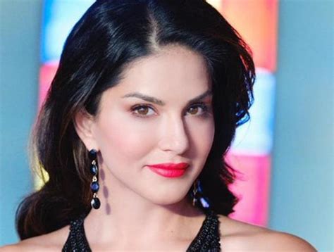 sunnyleone sunny leone in her new black and white video telegraph