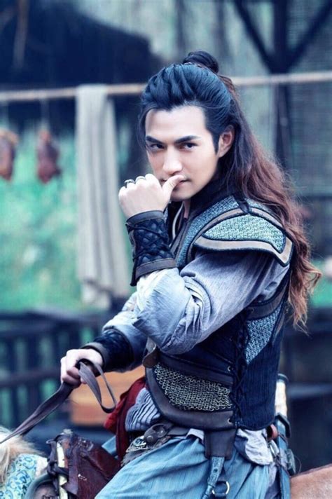In ancient chinese culture, hair was considered an important part of the body; Do you like men with a "man bun"? - Quora