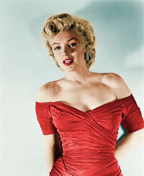 Old Hollywood Glam Marilyn Monroe And Joe Dimaggios Honeymoon Love