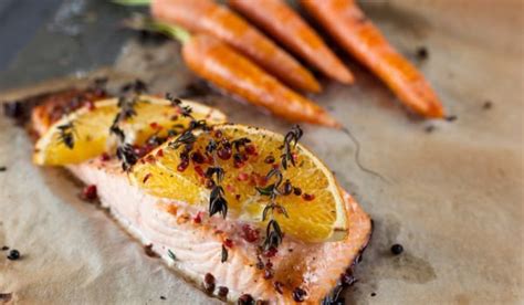 Brush each salmon fillet with the oil or butter and season well. Salmon Fillet in the Oven - Recipe | TastyCraze.com