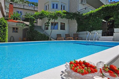 holiday house omis updated 2023 8 bedroom house rental in omis with air conditioning and