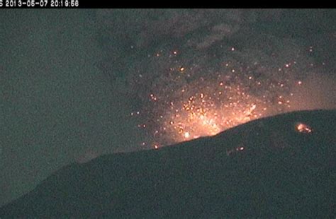 Explosive Eruption At Mexicos Popocatépetl Discover Magazine