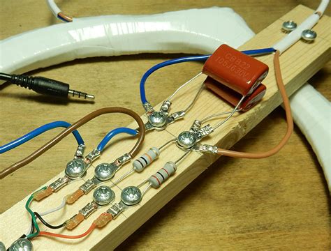 To begin, open the cd case and remove the component that holds the actual cd. How To Make A Metal Detector With A Calculator