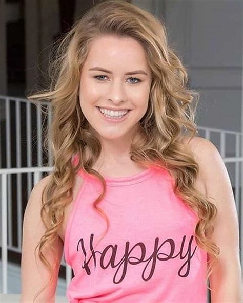Lilly Ford Biography Wiki Age Net Worth Photo Lifestyle Erofound