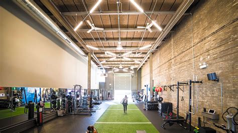 Industrial Chic Modern Open Concept Gym Chicago Il Rent It On Splacer