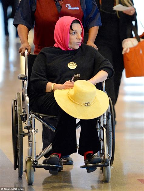 Liza Minnelli Looks Weary As She Is Pushed Through Lax In A Wheelchair