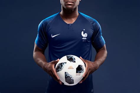 Conducting a photoshoot can often feel daunting for photographers. Behind the Scenes of My Nike-Inspired World Cup Photoshoot ...