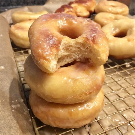 Homemade Glazed Donuts Might Not Look Like Much But Theyre Amazing