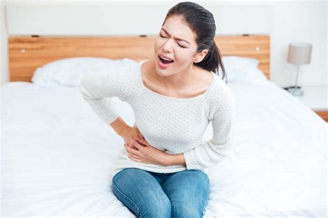 Causes Of Pain In Right Side Under Ribs And Treatment Charlies Magazines